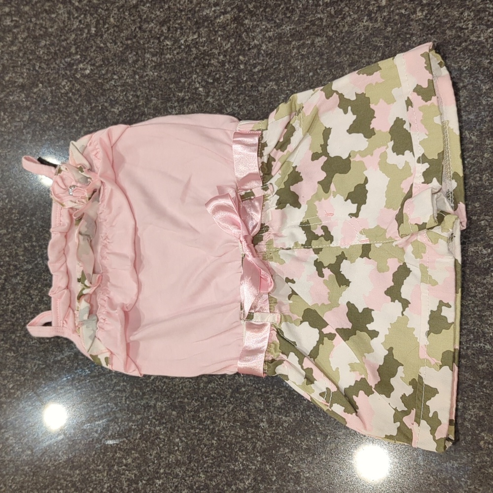 Little Lass Pink Camo Romper, Size 5